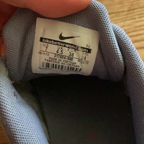 Nike Air Max - Picture 4 of 6